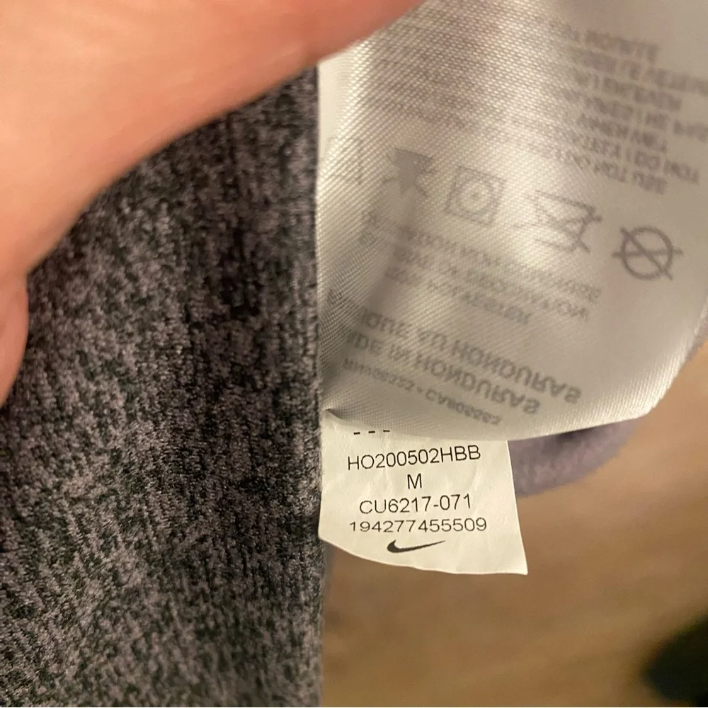 Nike Athletic QuarterZip Men’s Medium Classic Performance Stretch Athletic - Picture 7 of 7